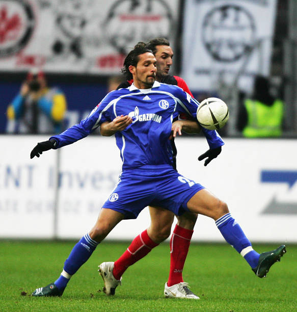 多方面的挑 多方面的挑