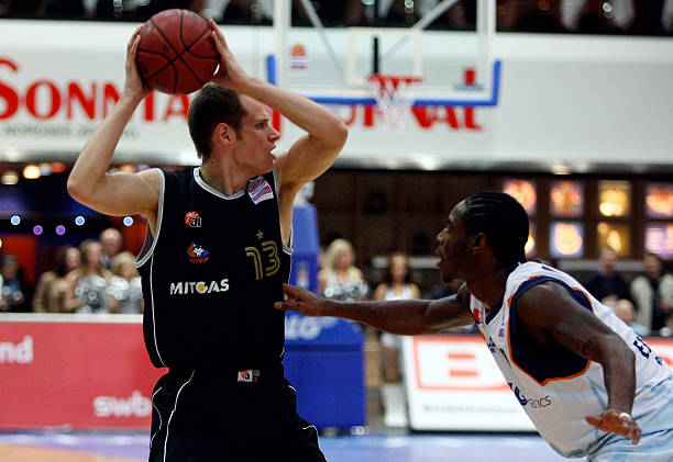 取得突破的 取得突破的