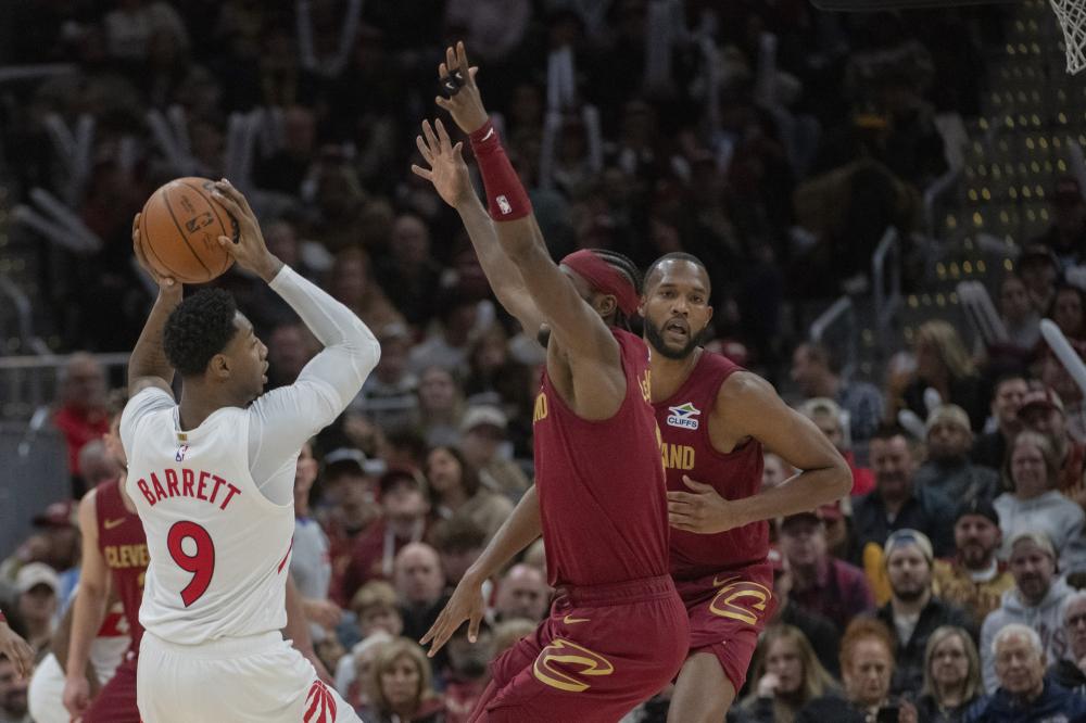 曾多次因肩 曾多次因肩